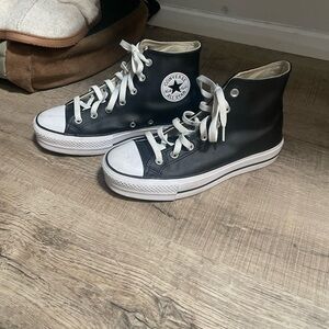 Chuck Taylor All Star Leather Platform converse